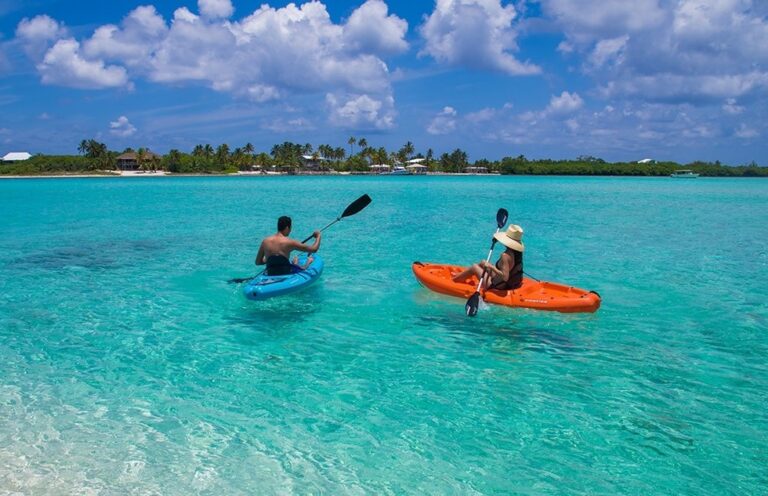 Activité kayak dans les USVI lacation de bateau