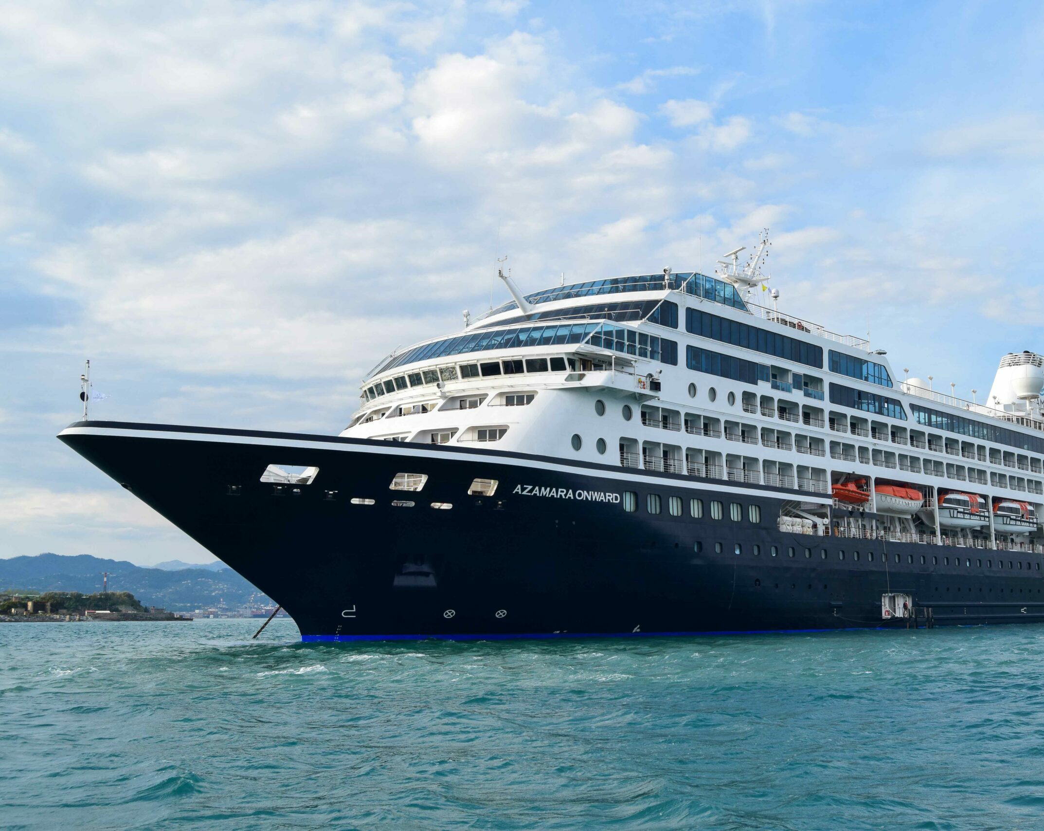 Kreuzfahrtschiff AzamaraOnward Portovenere Ligurien Italien