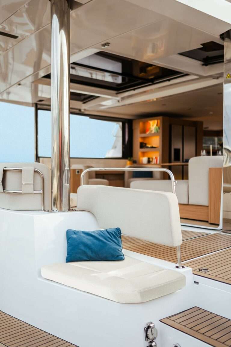 Catamaran BALI 58 Siege arriere du 5 8 vue sur mer
