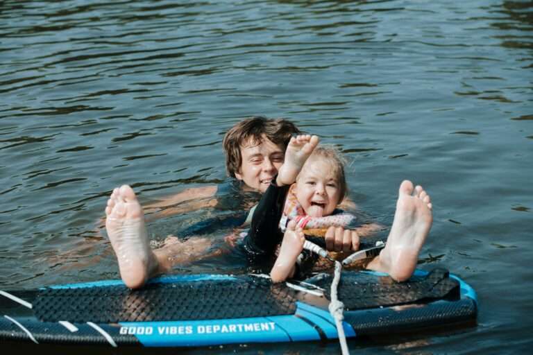 Go Catamaran Enfant et parent sur SUP