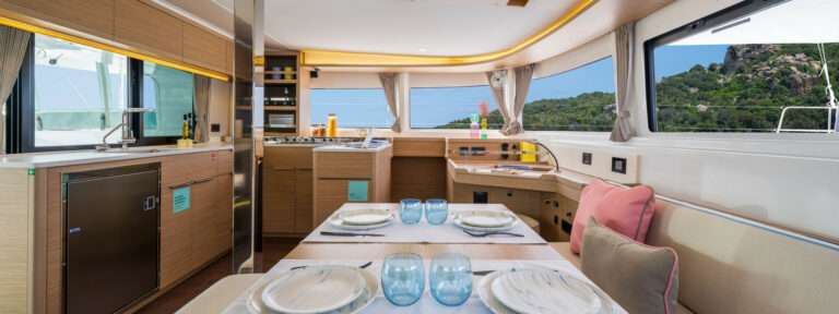 lagoon 46 iconic slider 11