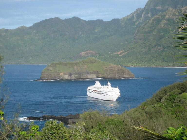 Le m/s Paul Gauguin – L’élégance d’un paquebot conçu pour le Pacifique