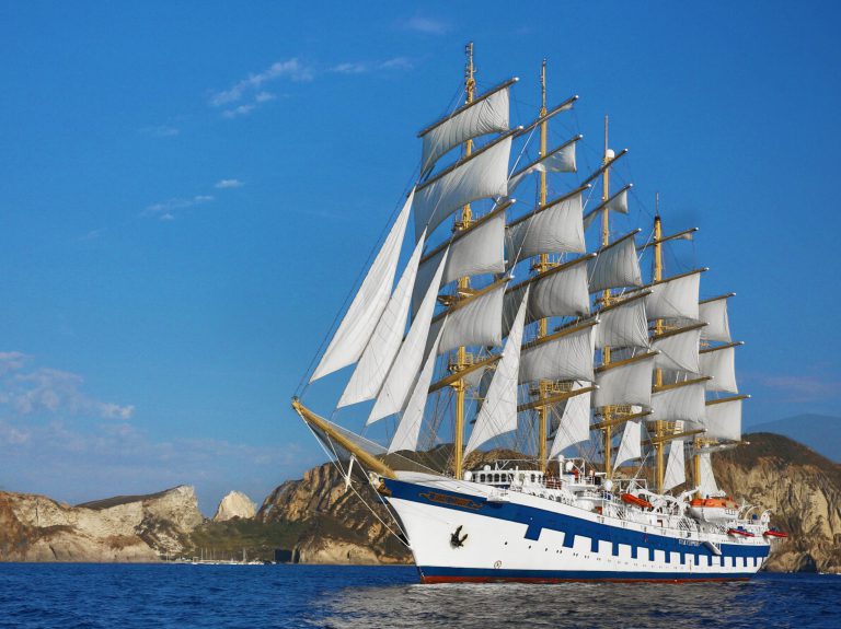 Royal Clipper – Le souverain des mers à cinq mâtS