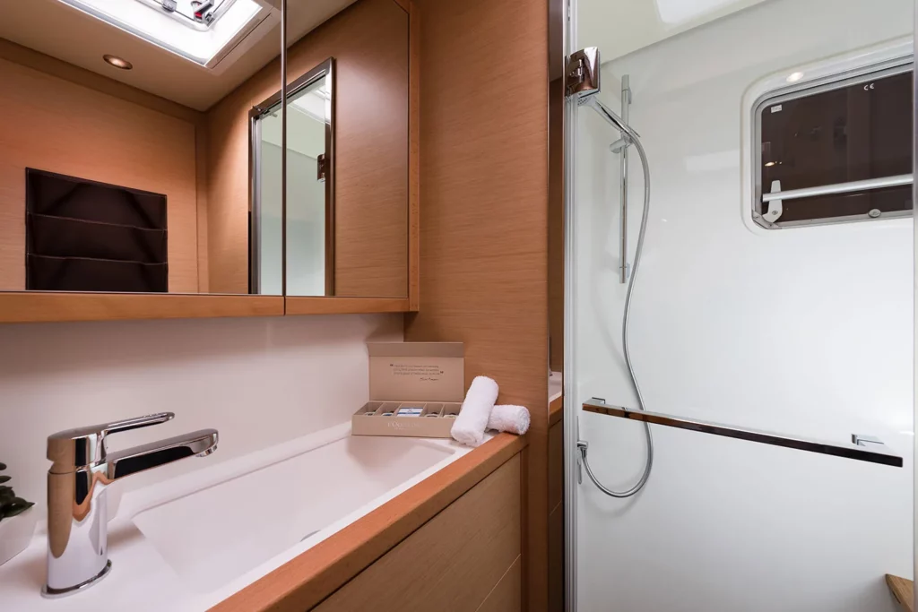 catamaran salle eau privative