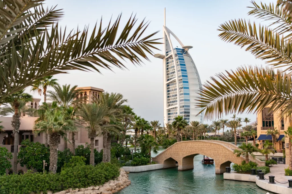 dubai madinat jumeirah burj al arab abra