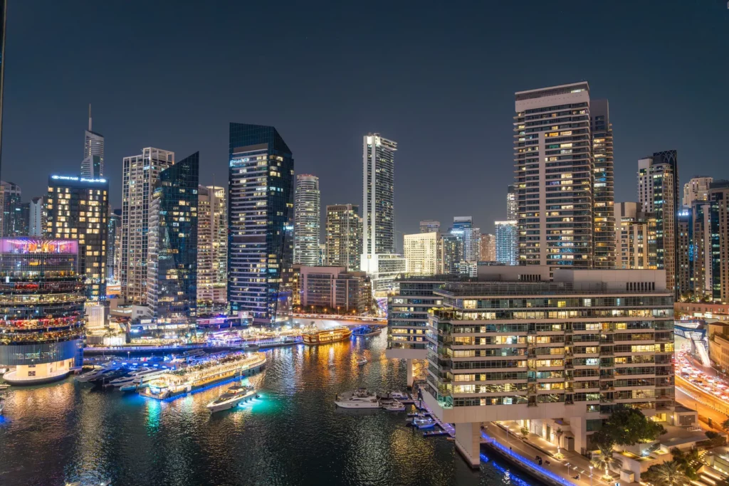 dubai marina soiree yachts illumines