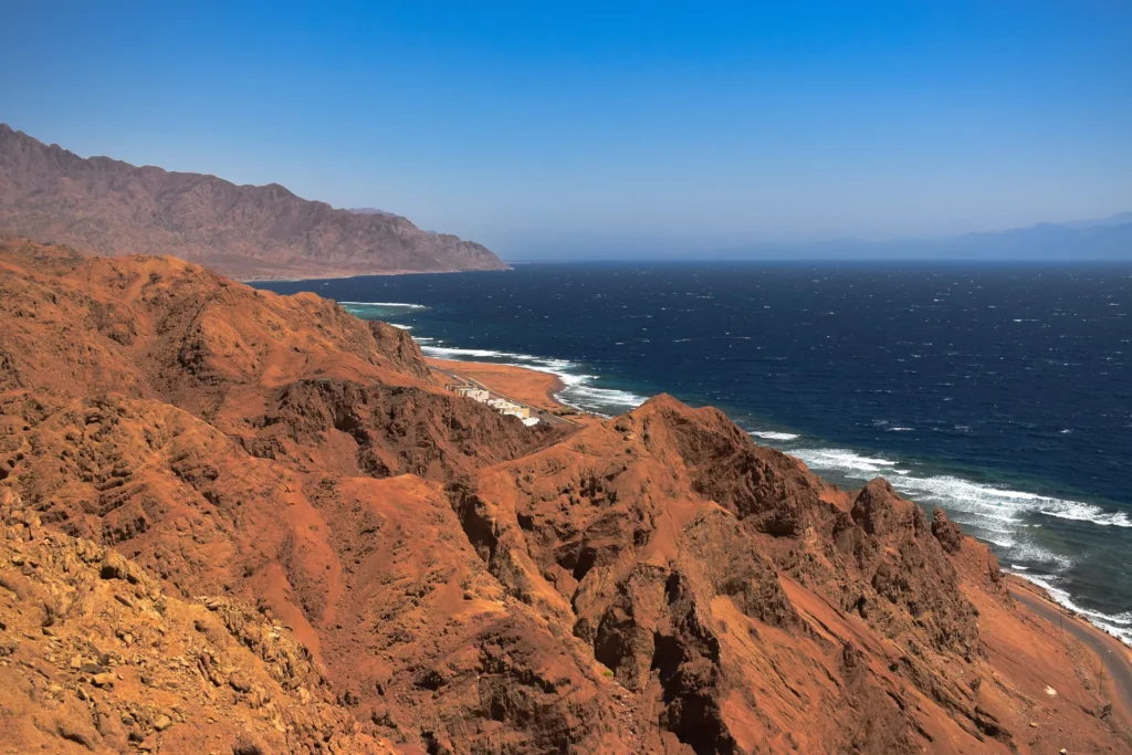 mer rouge cote desert recif
