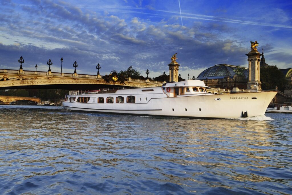 peniche excellence exterieur navigation grand palais
