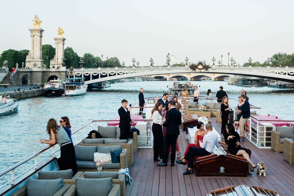 peniche le paquebot cocktail pont alexandre iii