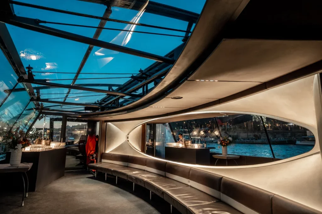seminaire bateau paris salon vitre seine