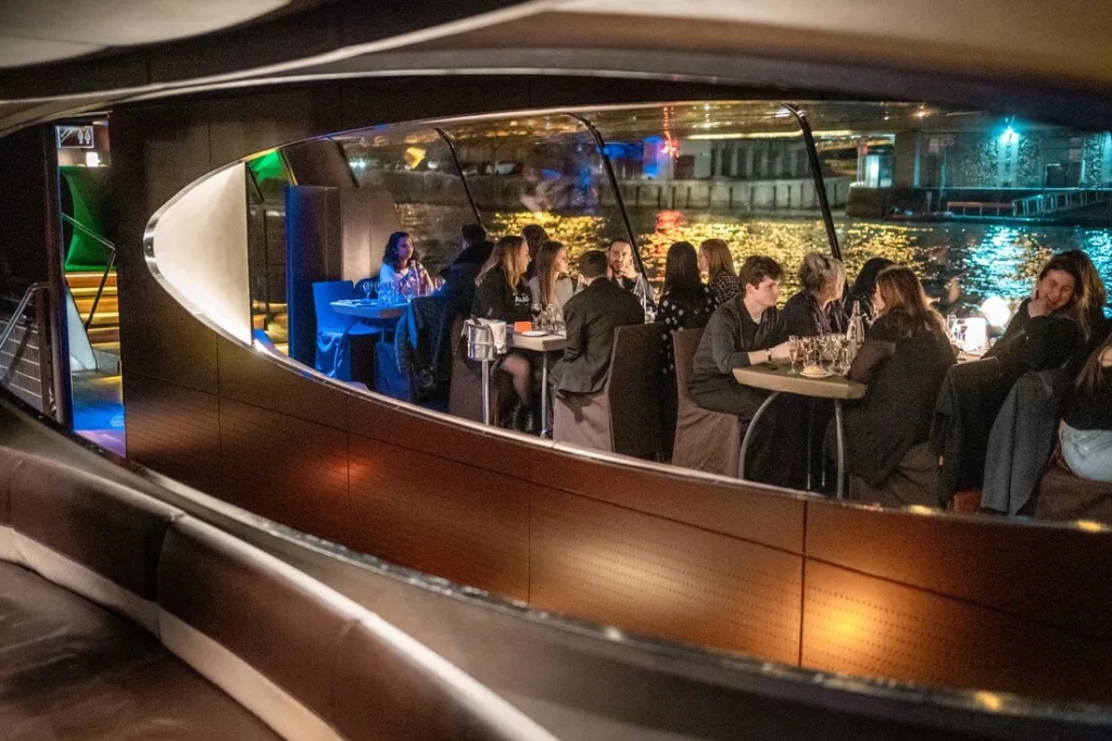 seminaire coaching bateau loge vue seine nuit