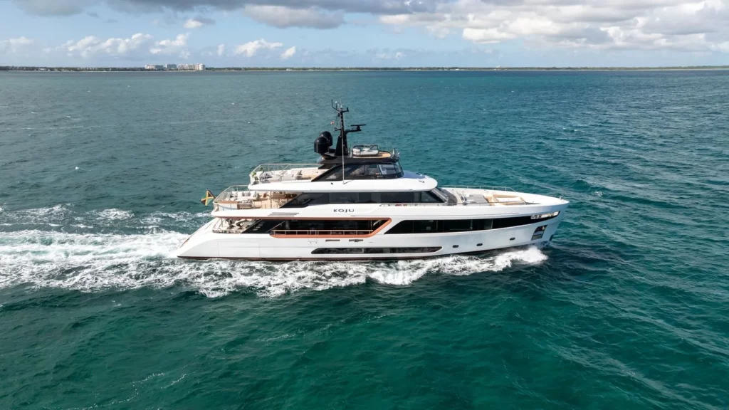 yacht navigation profil
